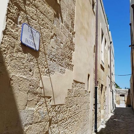 Volte Stellate Apartment Lecce Bagian luar foto